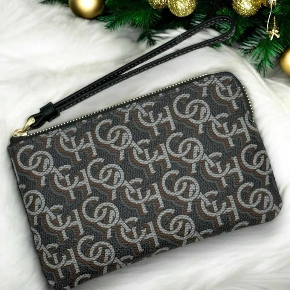 NWT Coach Corner Zip Wristlet Black with Monogram Print